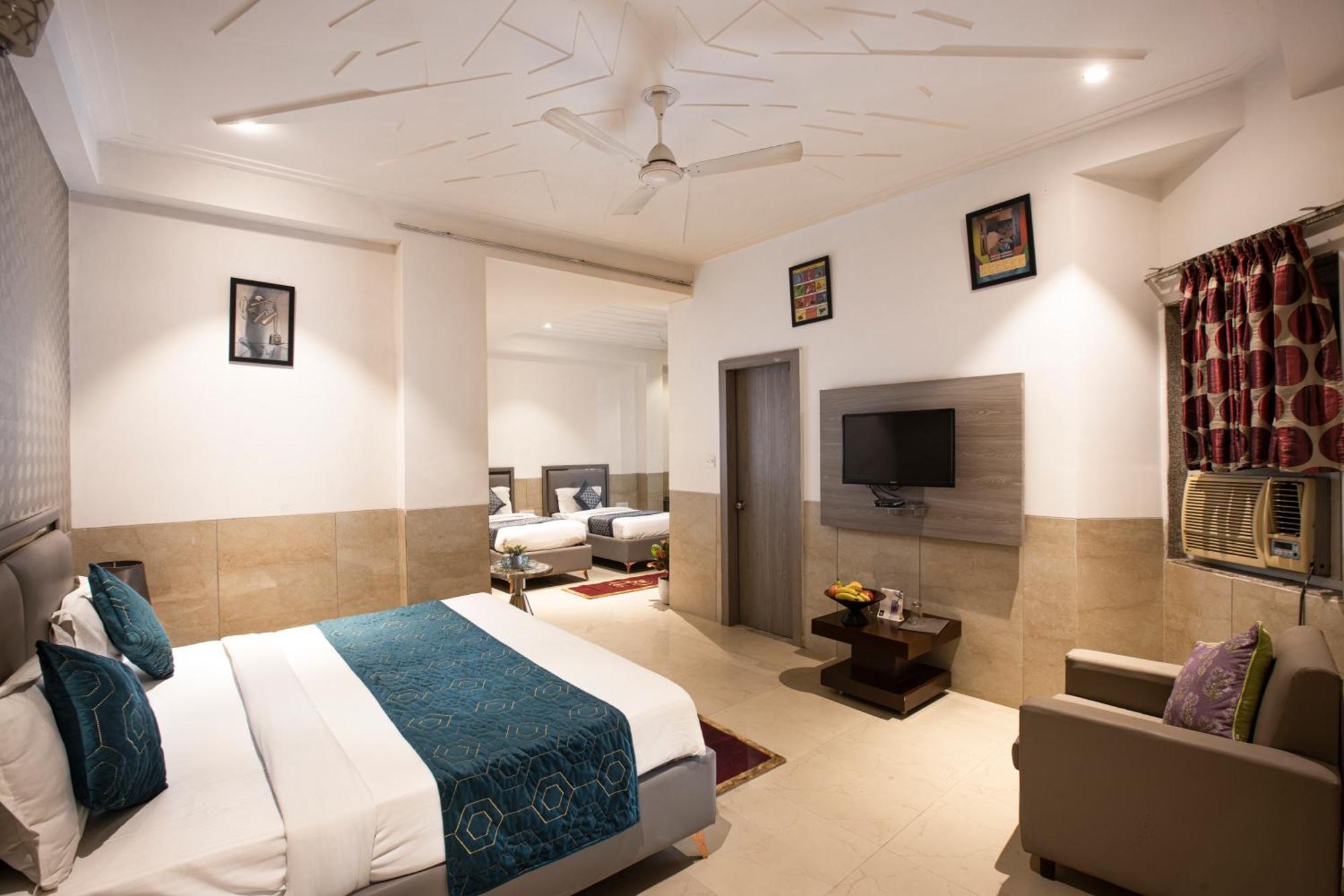 Hotel Aero Star By Star Group Új-Delhi Kültér fotó