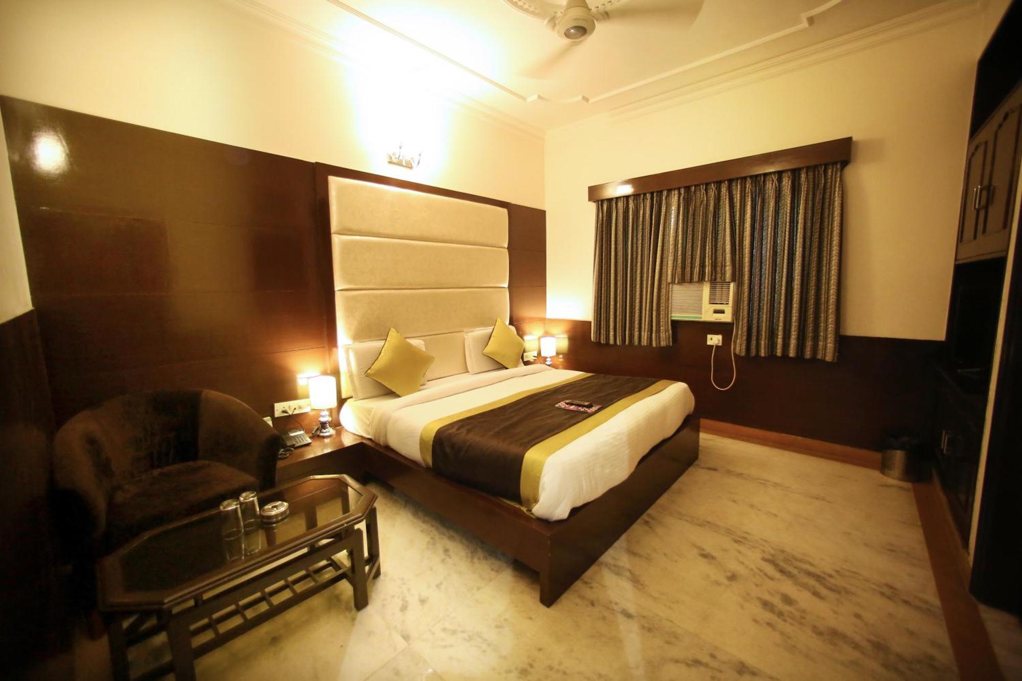 Hotel Aero Star By Star Group Új-Delhi Kültér fotó