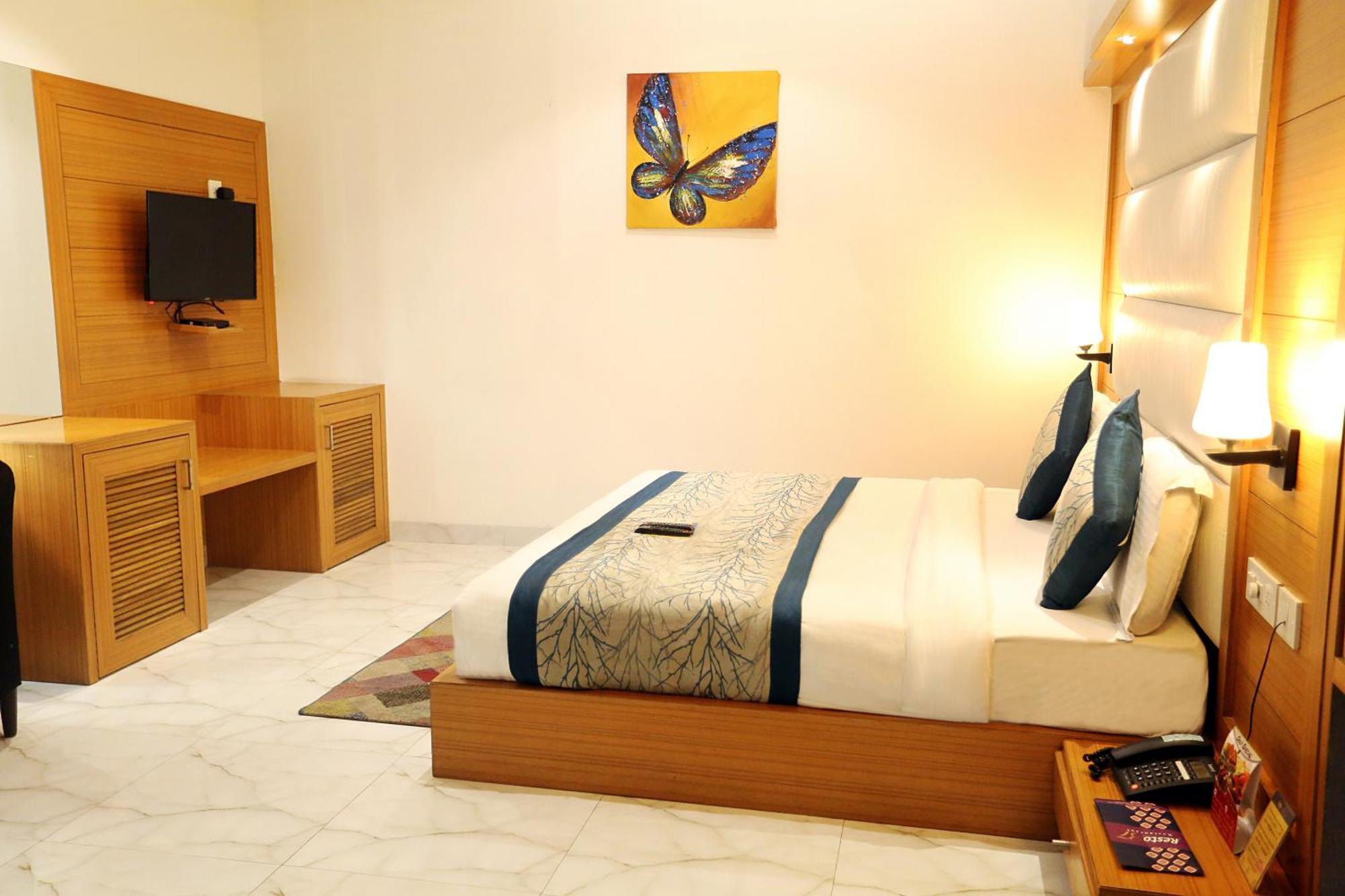 Hotel Aero Star By Star Group Új-Delhi Kültér fotó