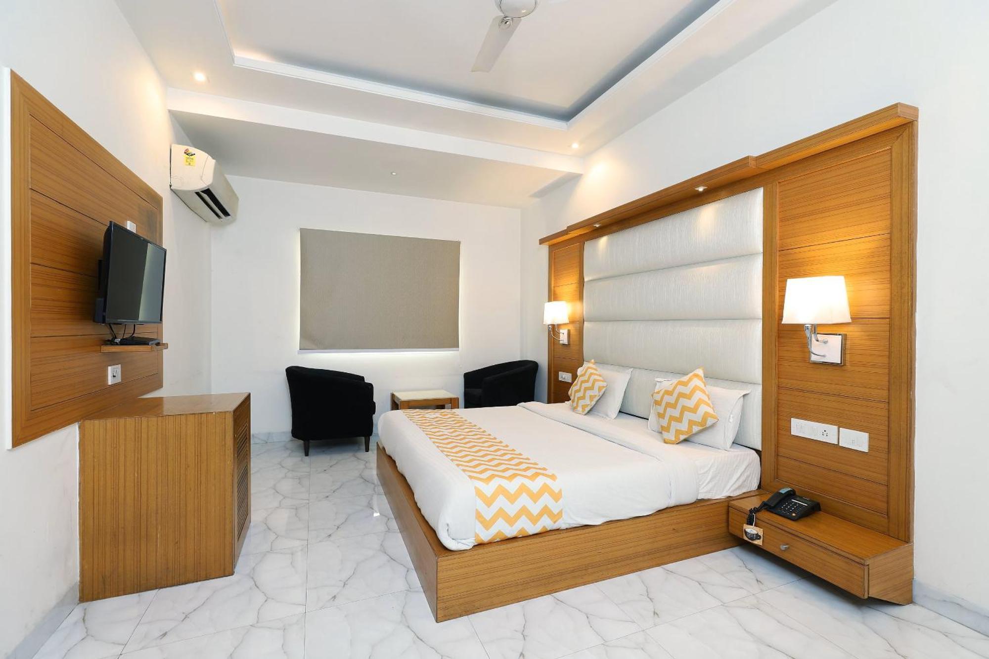 Hotel Aero Star By Star Group Új-Delhi Kültér fotó